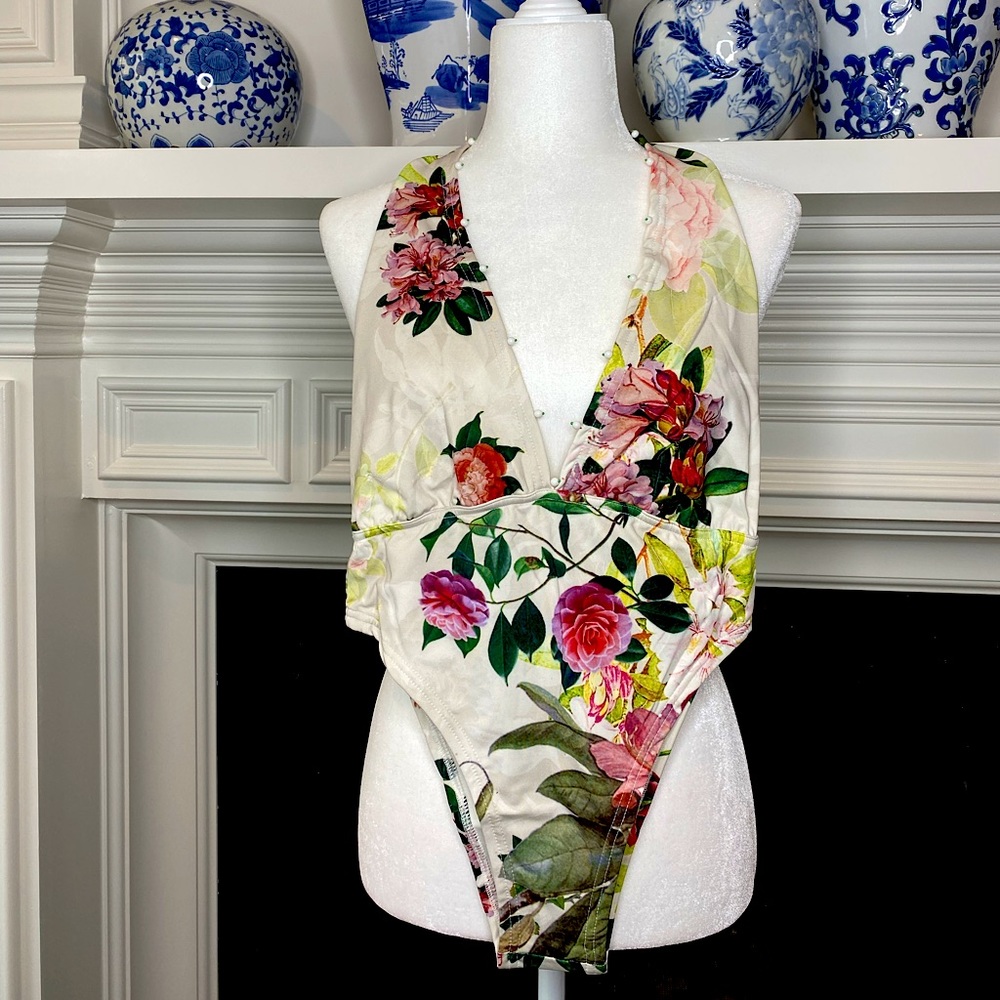 Rococo Sand Beaded Floral One Piece Swimsuit
Floral Swimsuit